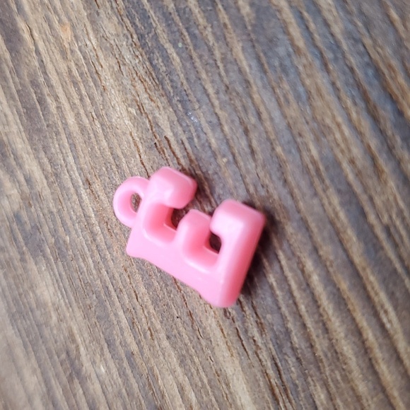 Bubblegum pink initial E‎ charm - Picture 1 of 2